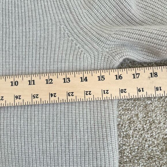 J. Crew Womens XS 100% Cashmere Puff Sleeves Cardigan Sweater Cozy Luxury Preppy - Picture 12 of 12